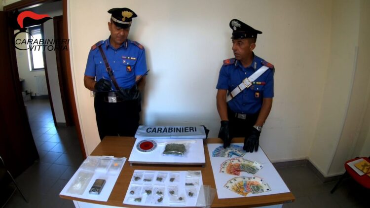 Vittoria: tre persone arrestate per droga