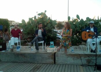 Rassegna “Autori & Libri”: presentato ieri il libro “Quarant’anni in versi” di Francesco Basile