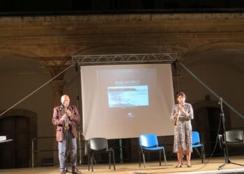 Comiso, Arteinsieme ricorda Bufalino. La performance jazz di Stefano Maltese e Roberta Maci è un tributo al grande scrittore