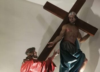 Gesù aiutato dal Cireneo. Il nuovo complesso statuario a San Paolo a Ragusa