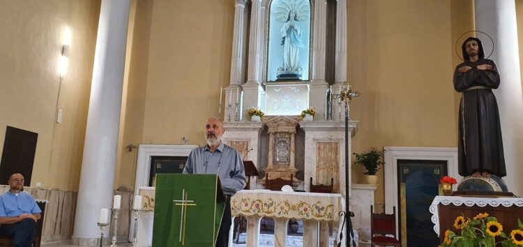 Domani è la memoria liturgica di San Pio da Pietrelcina. Riprende la festa di San Francesco a Ragusa