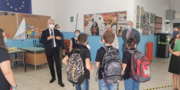 A Vittoria avvio del nuovo anno scolastico, macchiato da un episodio di violenza