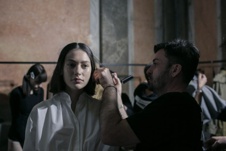 Toni Pellegrino alla Milan Fashion Week per Vìen e Ferragamo