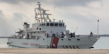 Arrivati a Pozzallo 70 migranti: sono tutti negativi al tampone