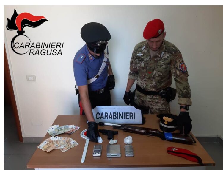Armi modificate, droga e allacci abusivi alla rete elettrica pubblica: arresti e denunce a Vittoria, Comiso e Acate