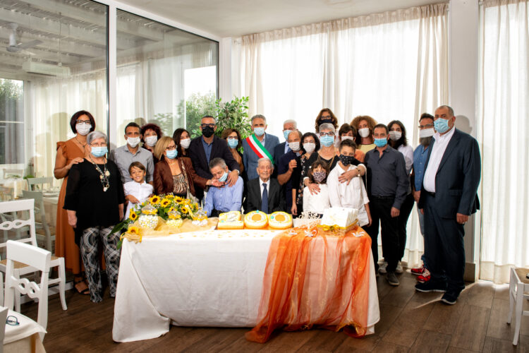 Modica: nonno Saro Zocco compie 100 anni