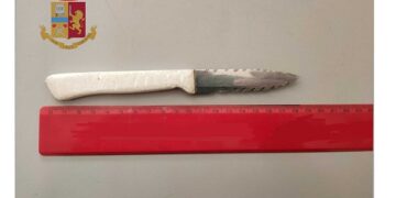 Vittoria: lite fra vicini, ma qualcuno ha un coltello. Denunciato