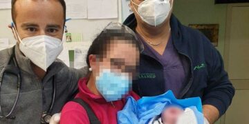 Giovane mamma partorisce all’ingresso del Pronto Soccorso del Guzzardi di Vittoria