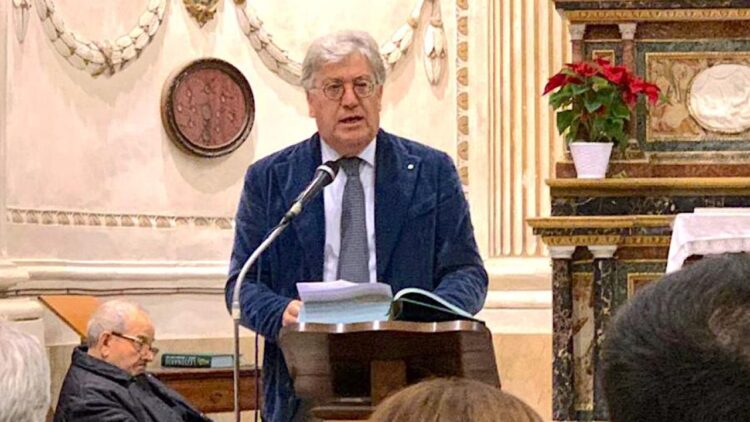 Il coronavirus si porta via Gianni Molè