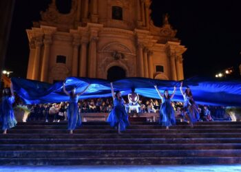 Il teatro greco torna tra il barocco di Ragusa Ibla con 3drammi3