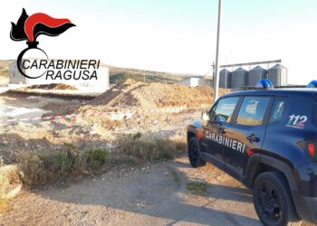 Comiso: attività estrattiva abusiva e illecito smaltimento di rifiuti. Sequestrati terreni