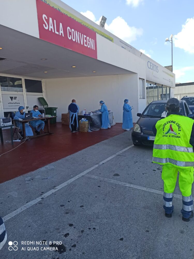 Continua la campagna screening anti covid in provincia per gli studenti. Ecco gli appuntamenti