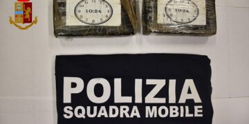 Preso sulla Ragusa-Catania con 2,3 kg di cocaina. Arrestato