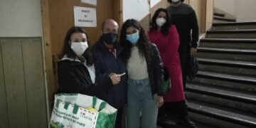 Il Leo Club Ragusa consegna buoni pasto per chi ne ha bisogno