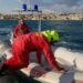 Marina di Ragusa: soccorso surfista in difficoltà