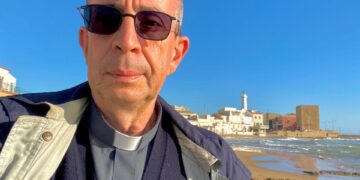 Proteggere noi per proteggere gli altri, senza allontanarli. I consigli dell’Ufficio Diocesano per la Pastorale della Salute