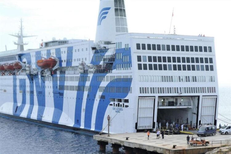 Arriverà domani a Pozzallo la nave quarantena “Azzurra”