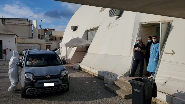 Screening anti covid in provincia: 8610 test rapidi, 82 i positivi riscontrati