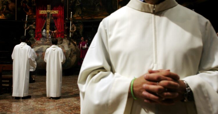 8 sacerdoti positivi e 4 in isolamento nella Diocesi di Ragusa