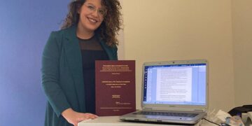 E’ la giornata della prematurità e a Ragusa si laurea una giovane mamma ricoverata
