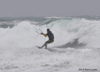 A Pozzallo, rischiano di annegare due surfisti