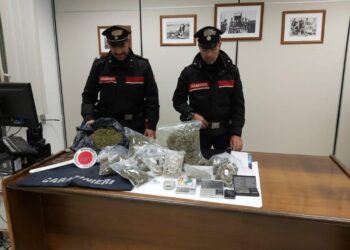 Due fratelli arrestati a Ispica con 2 kg di droga
