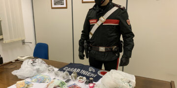 Pozzallo: un arresto per spaccio, denunciato anche il figlio minorenne