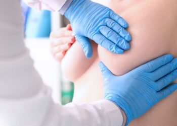 Non si ferma la lotta al tumore al seno: percorsi sicuri per gli screening negli ospedali della provincia di Ragusa