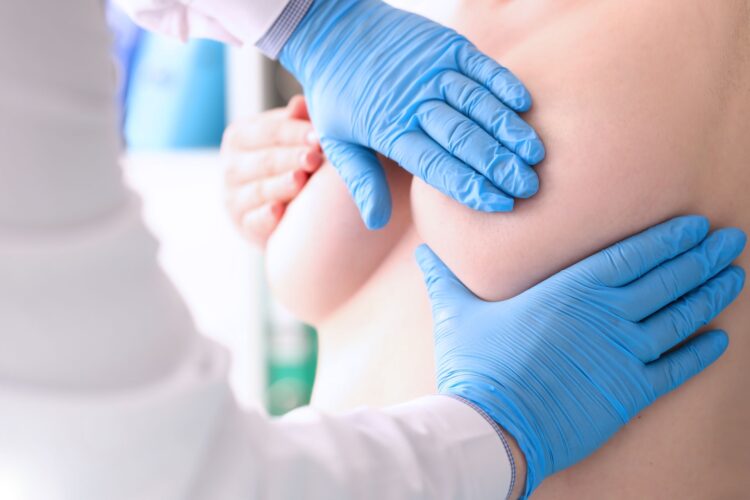 Non si ferma la lotta al tumore al seno: percorsi sicuri per gli screening negli ospedali della provincia di Ragusa