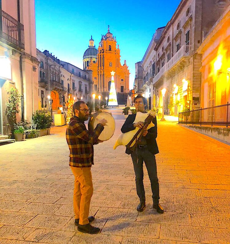 Mario Incudine canta le Novene di Natale 2.0 in streaming da Ragusa Ibla