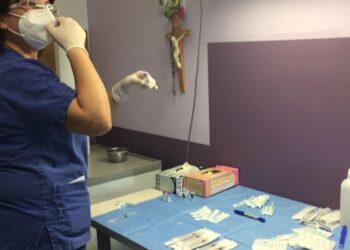 250 operatori vaccinati nella prima giornata in provincia di Ragusa. Grande entusiasmo