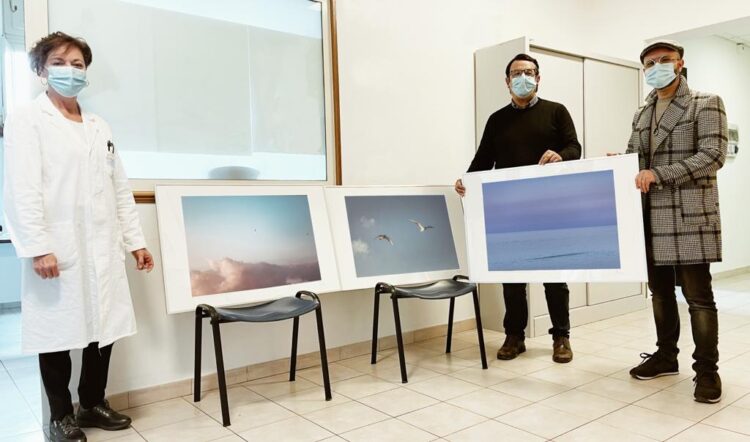 In ricordo del padre: figlio fotografo dona al reparto di psichiatria del Busacca di Scicli tre sue opere