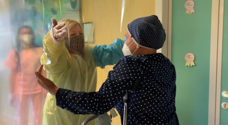 All’Hospice del Maria Paternò Arezzo c’è la stanza degli abbracci