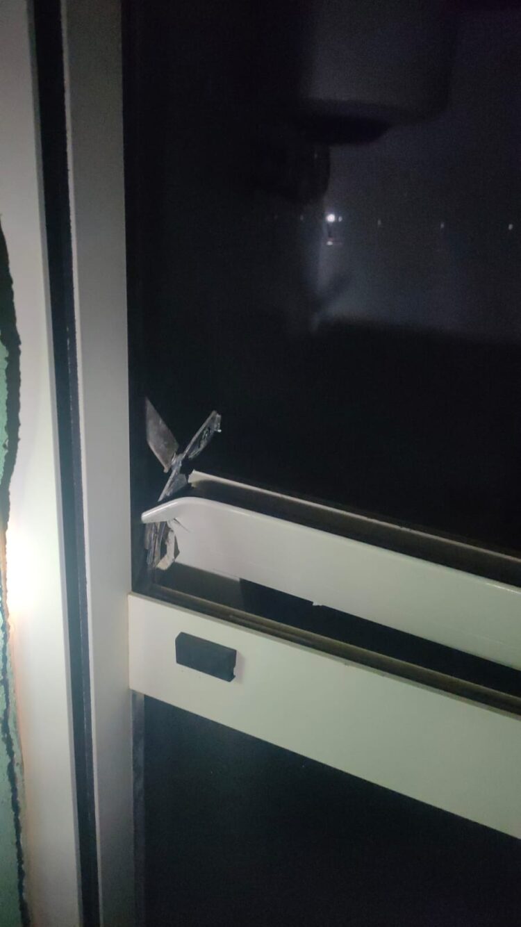 Vandali in azione al “Caruano” di Vittoria. FOTO