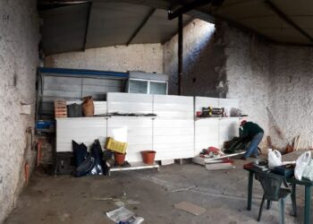 Contrasto all’abusivismo commerciale a Comiso, ferito anche un agente