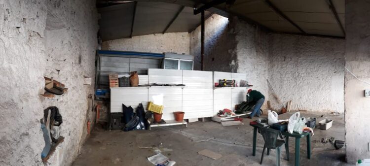 Contrasto all’abusivismo commerciale a Comiso, ferito anche un agente