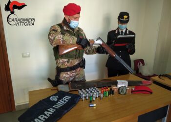 Vittoria: arrestato pensionato per detenzione illegale di armi e munizioni