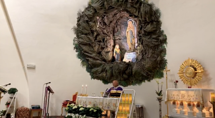 Ragusa: si avvia alla conclusione il rito delle 15 visite della Madonna di Lourdes