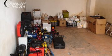 Carabinieri di Vittoria recuperano refurtiva. Si cercano i proprietari
