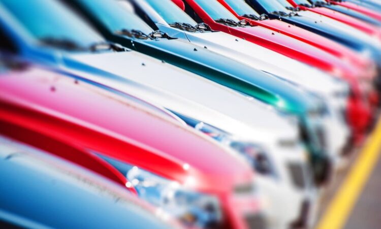 Veicoli trasformati in Km 0 e false immatricolazioni: 12 indagati in provincia