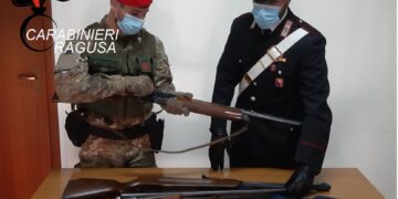 Vittoria: arrestato pensionato di 60 anni per detenzione abusiva di armi e munizioni