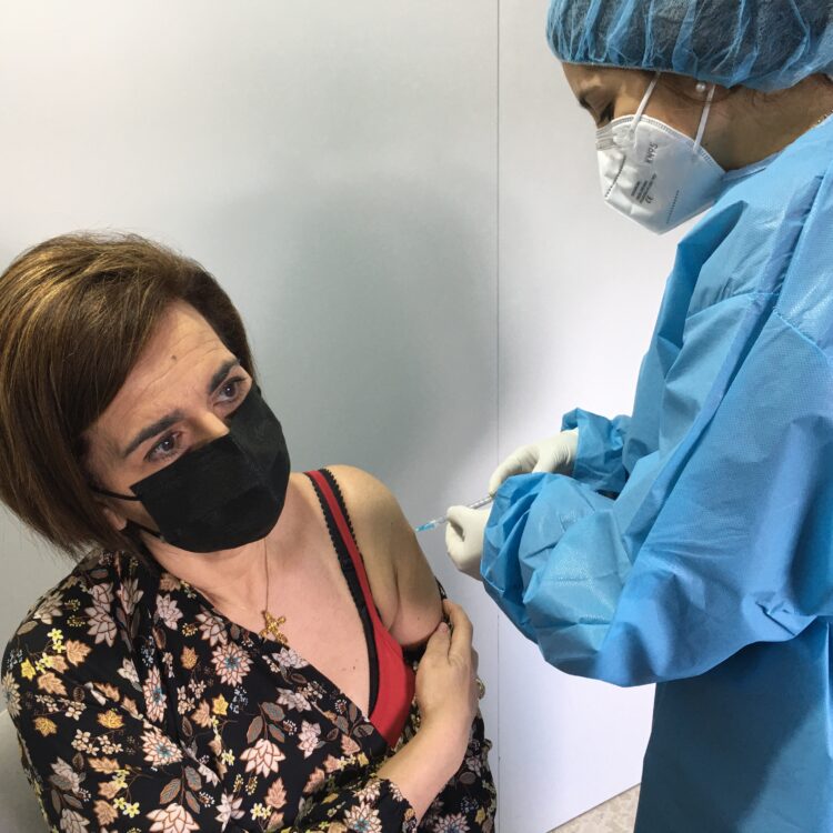 Nell’Hub di Ragusa prosegue la campagna vaccinale per le persone con “Elevata fragilità”