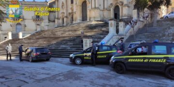 Modica: multati 7 avventori e chiuso un bar
