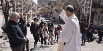 Ragusa: la benedizione degli animali per la festa di San Giuseppe