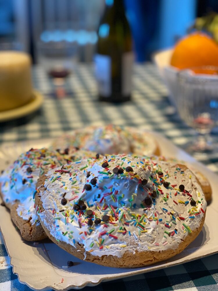 Le antiche tradizioni pasquali: i Pupi con l’uovo o Cuddura cull’ova