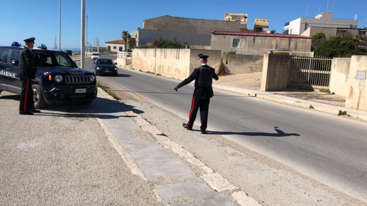 Furti negli appartamenti e nelle attività commerciali. Arrestato ladro seriale a Scoglitti