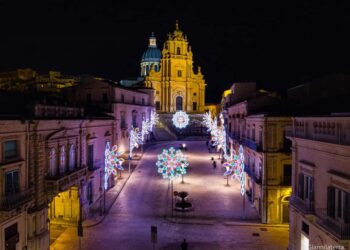 San Giorgio a Ragusa: piazza Duomo s’illumina a festa