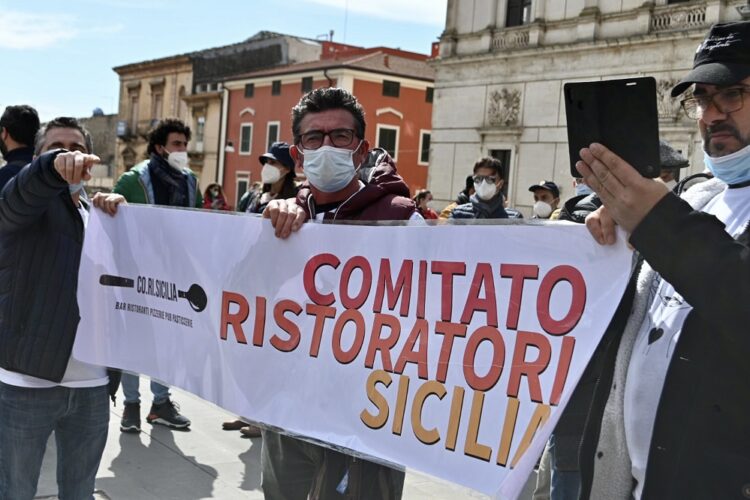 I ristoratori siciliani in piazza a Ragusa. Co.Ri.Sicilia incontra il Prefetto e proclama lo “stato di agitazione permanente”