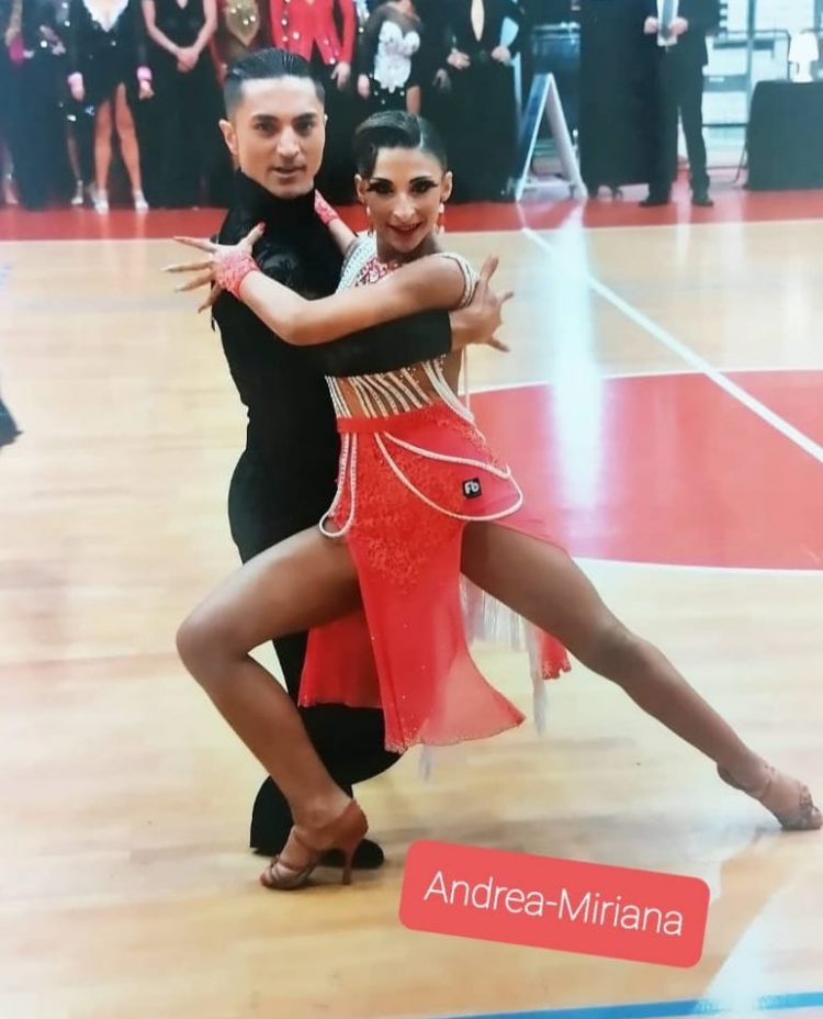 Gara internazionale di danza sportiva a Castellanza in provincia di Varese, in evidenza le coppie ragusane delle Asd Dance with me e Dance evolution