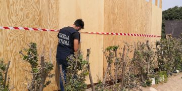 Sequestrato stabilimento balneare a Santa Croce